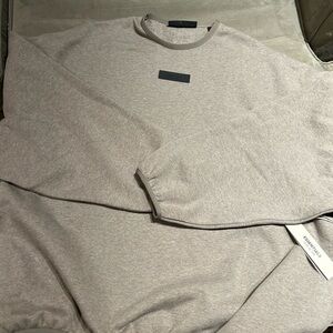 XXL Mens Fear of God Essentials Crewneck Sweatshirt